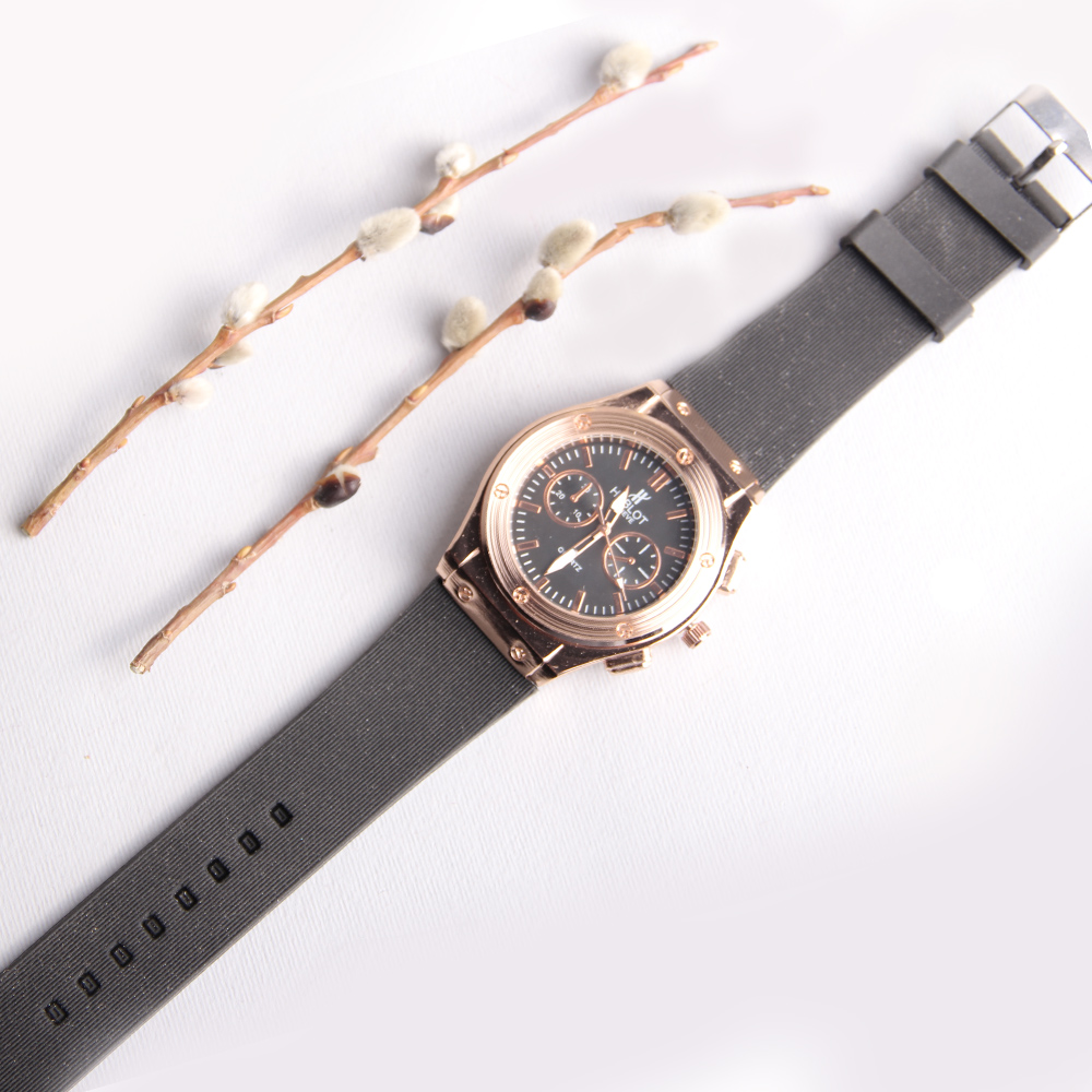 ساعت مردانه مدل hublot رزگلد